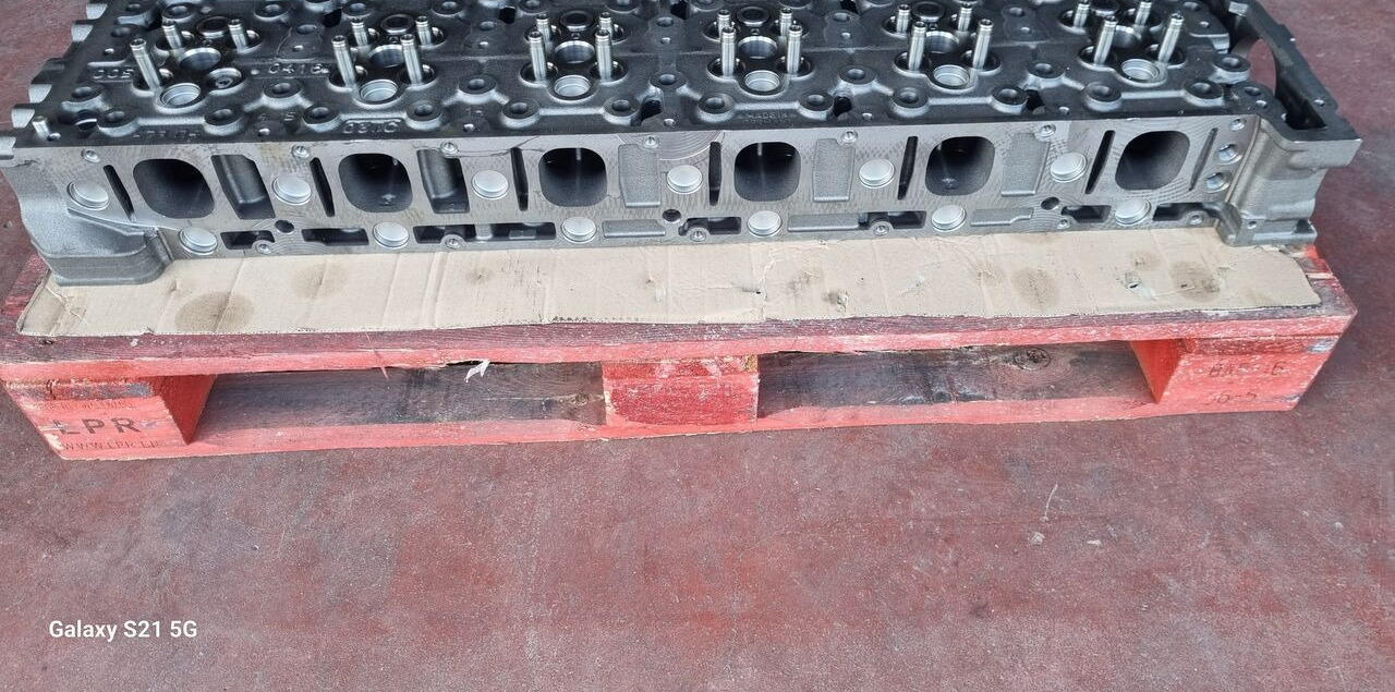 Mercedes-Benz A4730101420 Mercedes-Benz ACTROS MP4 EURO 6 - Culasse pour Camion: photos 5 Mercedes-Benz A4730101420 Mercedes-Benz ACTROS MP4 EURO 6 - Culasse pour Camion: photos 5