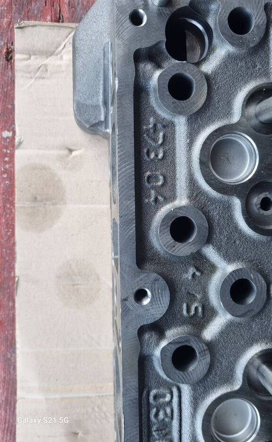 Mercedes-Benz A4730101420 Mercedes-Benz ACTROS MP4 EURO 6 - Culasse pour Camion: photos 4 Mercedes-Benz A4730101420 Mercedes-Benz ACTROS MP4 EURO 6 - Culasse pour Camion: photos 4