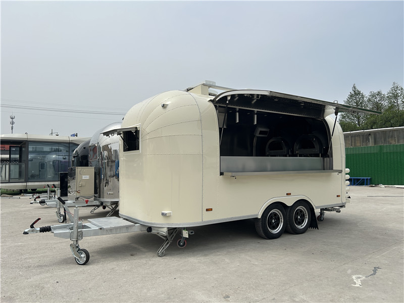 European Food Truck Pizza Food Truck, Smash Burger Foodtruck - Remorque magasin: photos 2 European Food Truck Pizza Food Truck, Smash Burger Foodtruck - Remorque magasin: photos 2