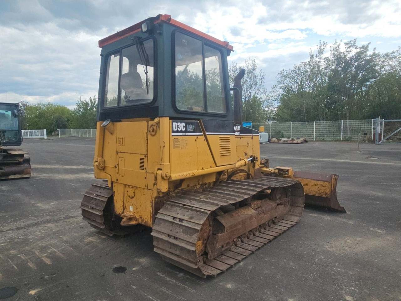 CAT D3C Raupe - Bulldozer: photos 3 CAT D3C Raupe - Bulldozer: photos 3