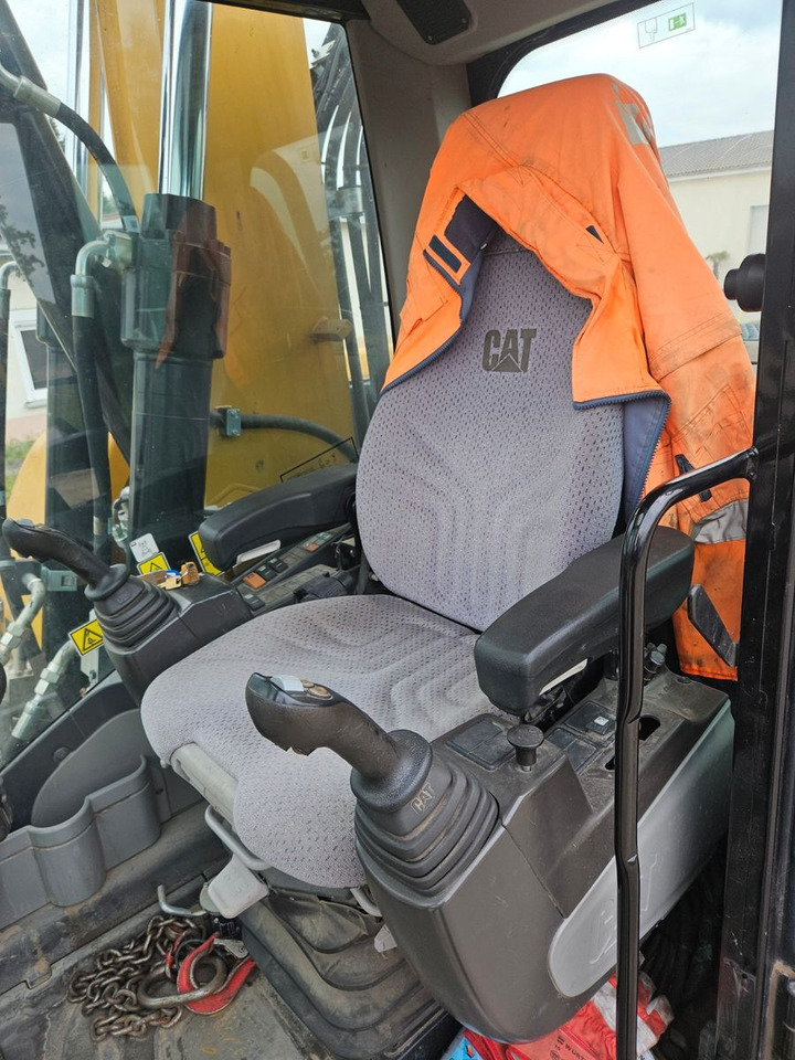 CAT M315D Mobilbagger orig. 4.080h ! 3 Anbauteile - Pelle sur pneus: photos 4 CAT M315D Mobilbagger orig. 4.080h ! 3 Anbauteile - Pelle sur pneus: photos 4