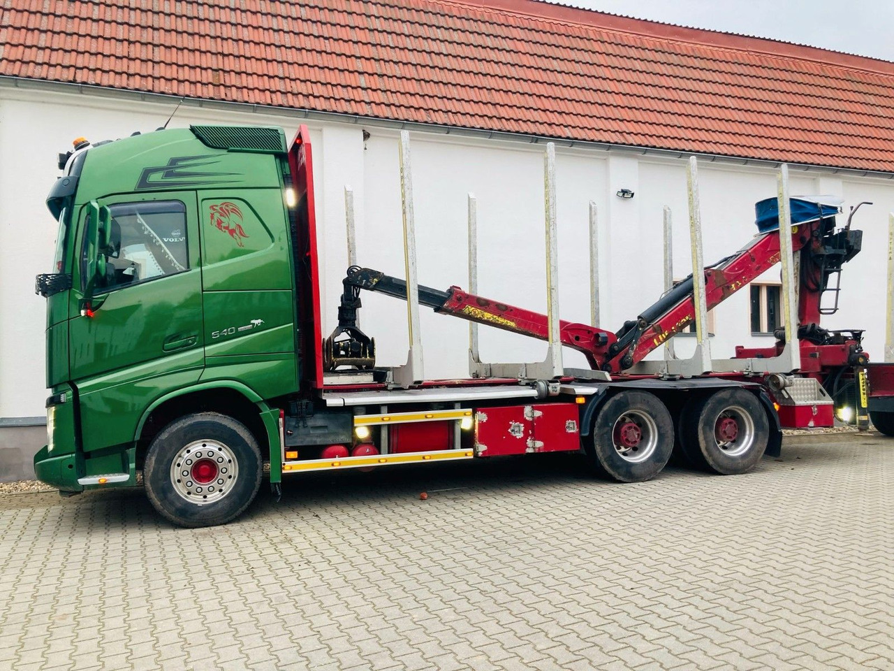 Volvo FH 64 R - 540 6x4 Kurzholzzug - Camion grumier: photos 2 Volvo FH 64 R - 540 6x4 Kurzholzzug - Camion grumier: photos 2