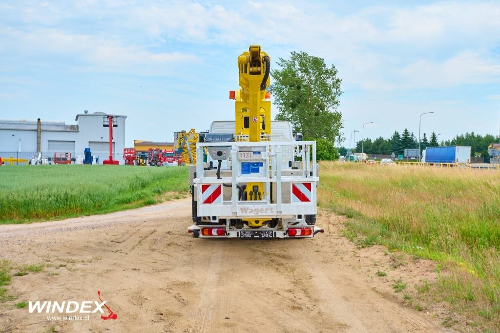 Palfinger P 300 KS - Camion avec nacelle: photos 4 Palfinger P 300 KS - Camion avec nacelle: photos 4