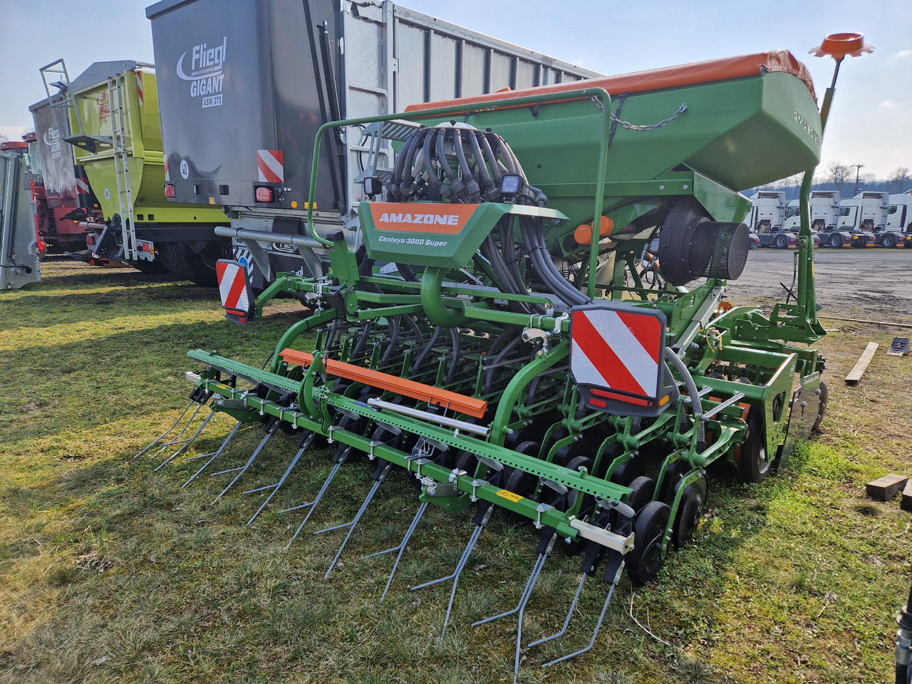 Amazone Centaya 3000 Super Harrow - Combiné de semis: photos 5 Amazone Centaya 3000 Super Harrow - Combiné de semis: photos 5