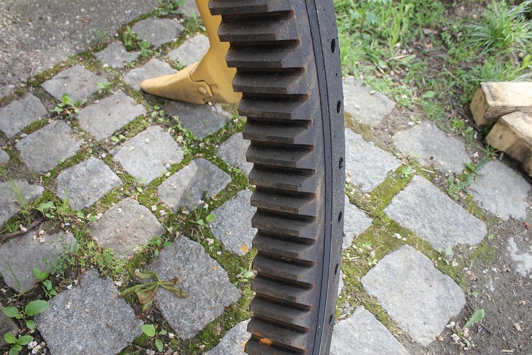 Atlas 2005 - Couronne d'orientation pour Engins de chantier: photos 3 Atlas 2005 - Couronne d'orientation pour Engins de chantier: photos 3