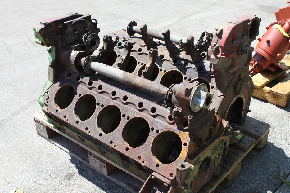Deutz F10L413 - Bloc-cylindres pour Engins de chantier: photos 2 Deutz F10L413 - Bloc-cylindres pour Engins de chantier: photos 2