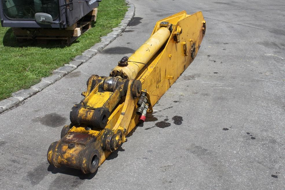 Furukawa 735 - Flèche: photos 3 Furukawa 735 - Flèche: photos 3