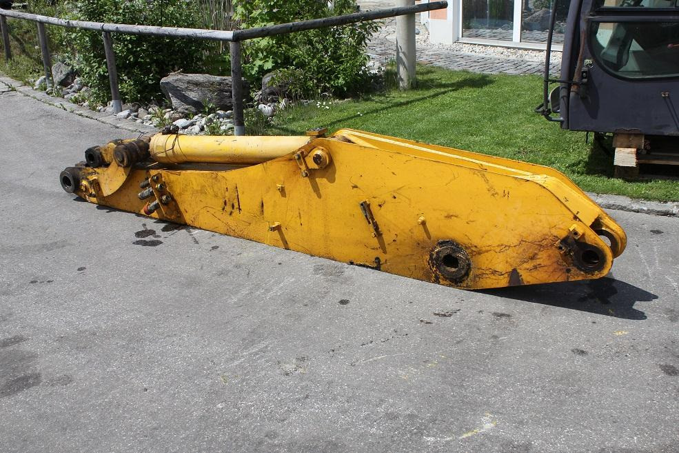 Furukawa 735 - Flèche: photos 2 Furukawa 735 - Flèche: photos 2