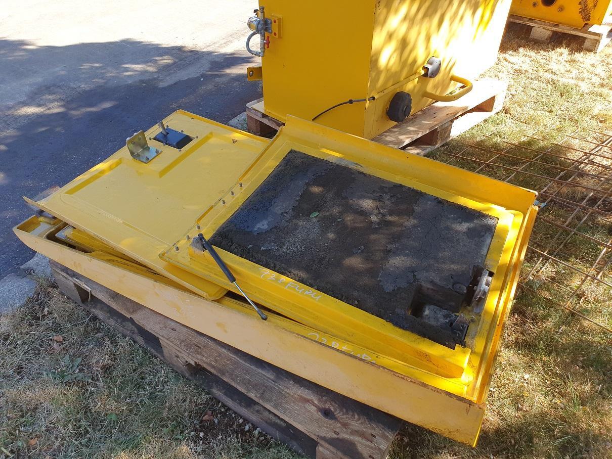 Furukawa 738 LS - Carrosserie et extérieur pour Pelle sur chenille: photos 4 Furukawa 738 LS - Carrosserie et extérieur pour Pelle sur chenille: photos 4