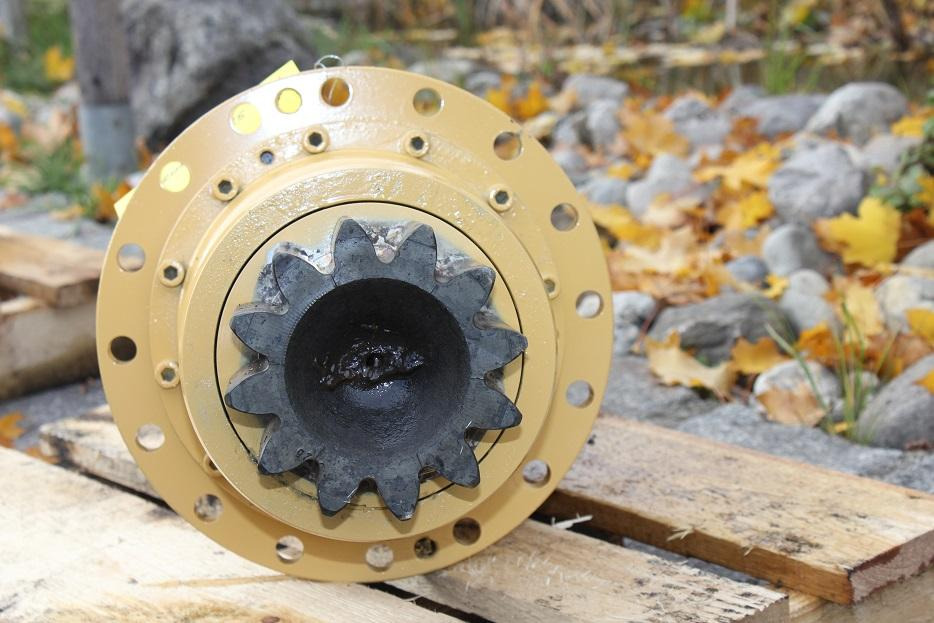 Furukawa Linde GD 6 aus 625 - Moteur de rotation pour Engins de chantier: photos 2 Furukawa Linde GD 6 aus 625 - Moteur de rotation pour Engins de chantier: photos 2