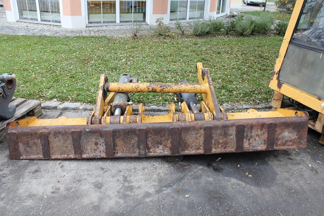 Furukawa W 625 - Lame pour Pelle: photos 3 Furukawa W 625 - Lame pour Pelle: photos 3