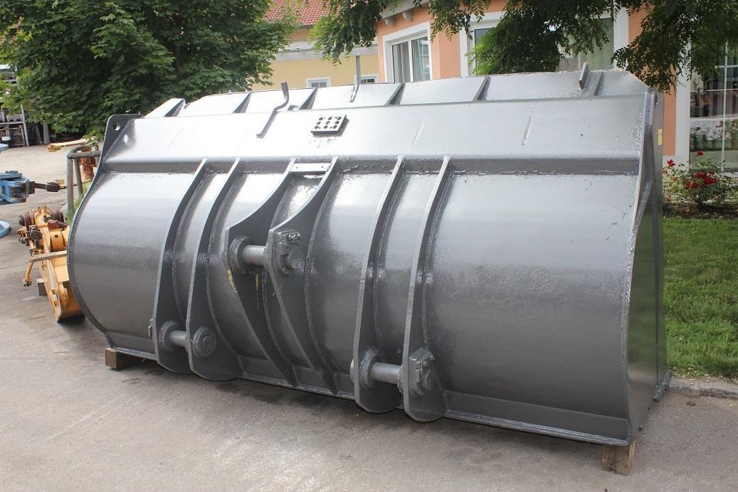 Hanomag 60E - Godet pour chargeur: photos 5 Hanomag 60E - Godet pour chargeur: photos 5