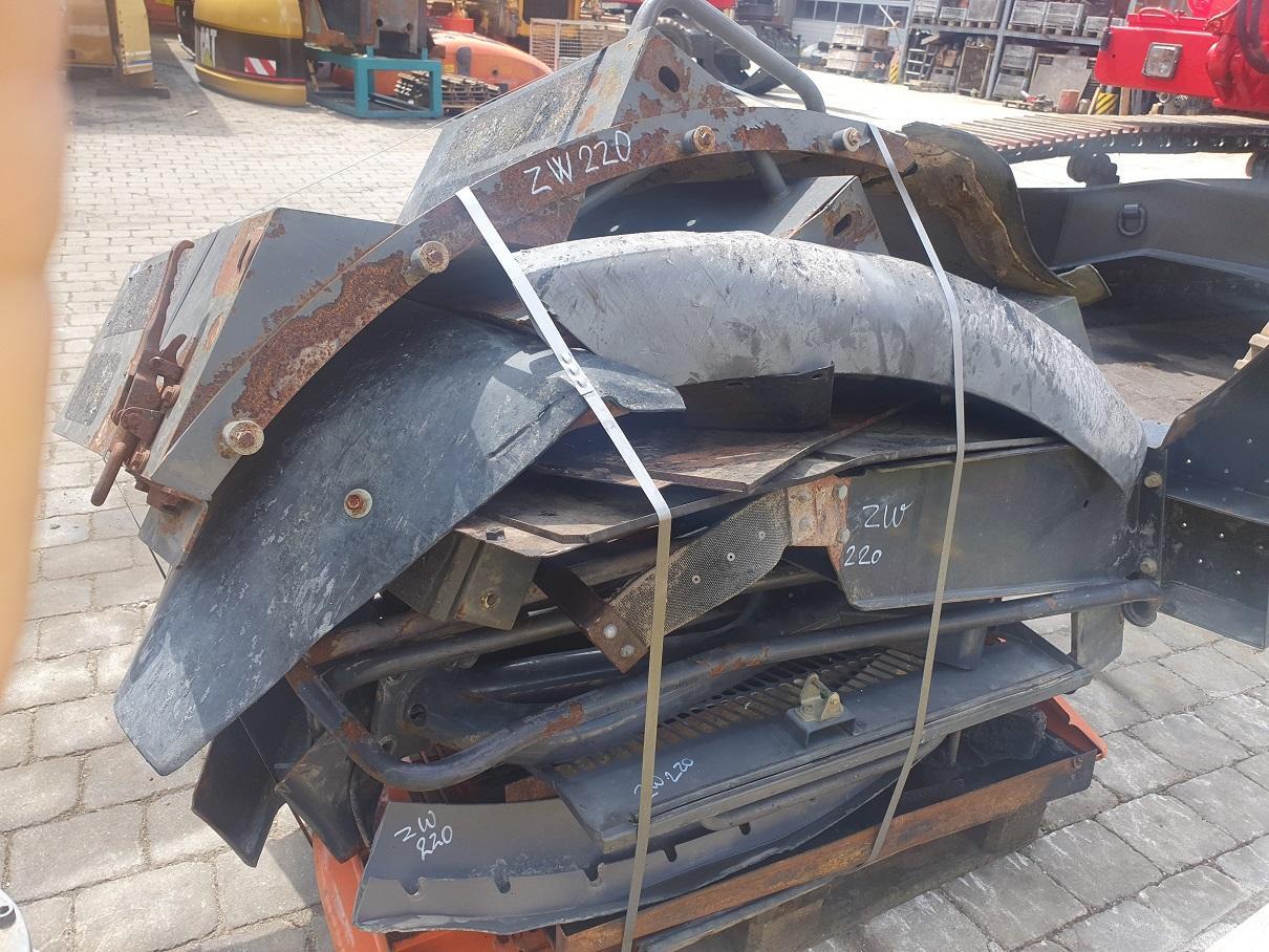 Hitachi ZW 220 - Carrosserie et extérieur pour Chargeuse sur pneus: photos 1 Hitachi ZW 220 - Carrosserie et extérieur pour Chargeuse sur pneus: photos 1