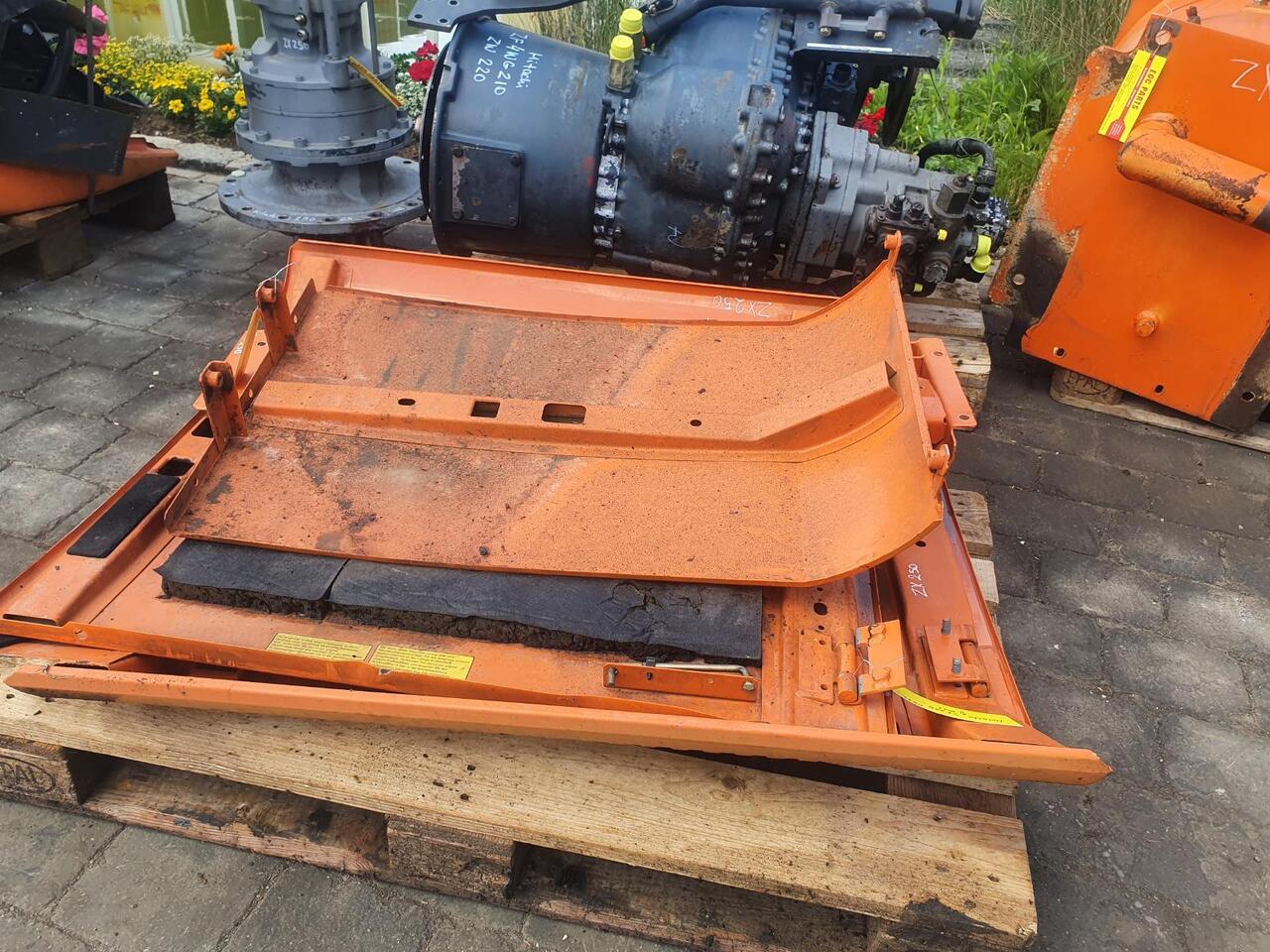 Hitachi ZX 250 - Carrosserie et extérieur pour Pelle: photos 1 Hitachi ZX 250 - Carrosserie et extérieur pour Pelle: photos 1