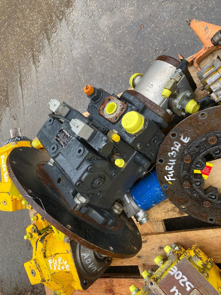 Hydromatik A4VG 90 aus Furukawa 320 E - Pompe hydraulique pour Engins de chantier: photos 5 Hydromatik A4VG 90 aus Furukawa 320 E - Pompe hydraulique pour Engins de chantier: photos 5