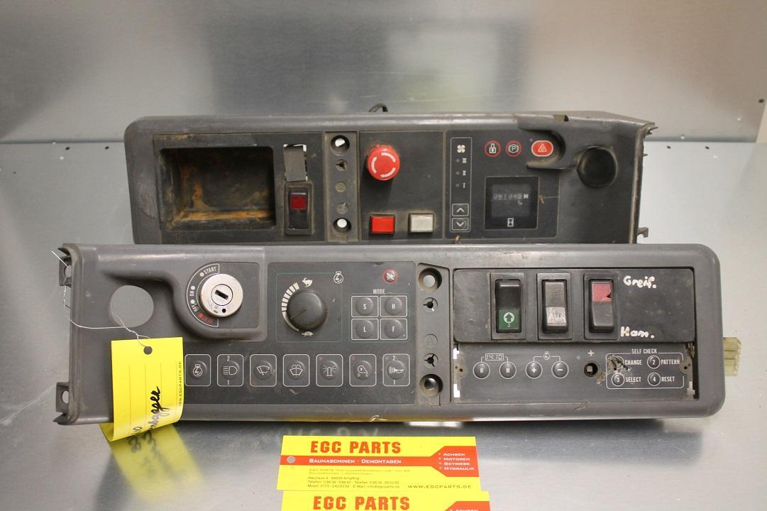 JCB 200, 210 - Panel de instrumentos pour Engins de chantier: photos 1 JCB 200, 210 - Panel de instrumentos pour Engins de chantier: photos 1