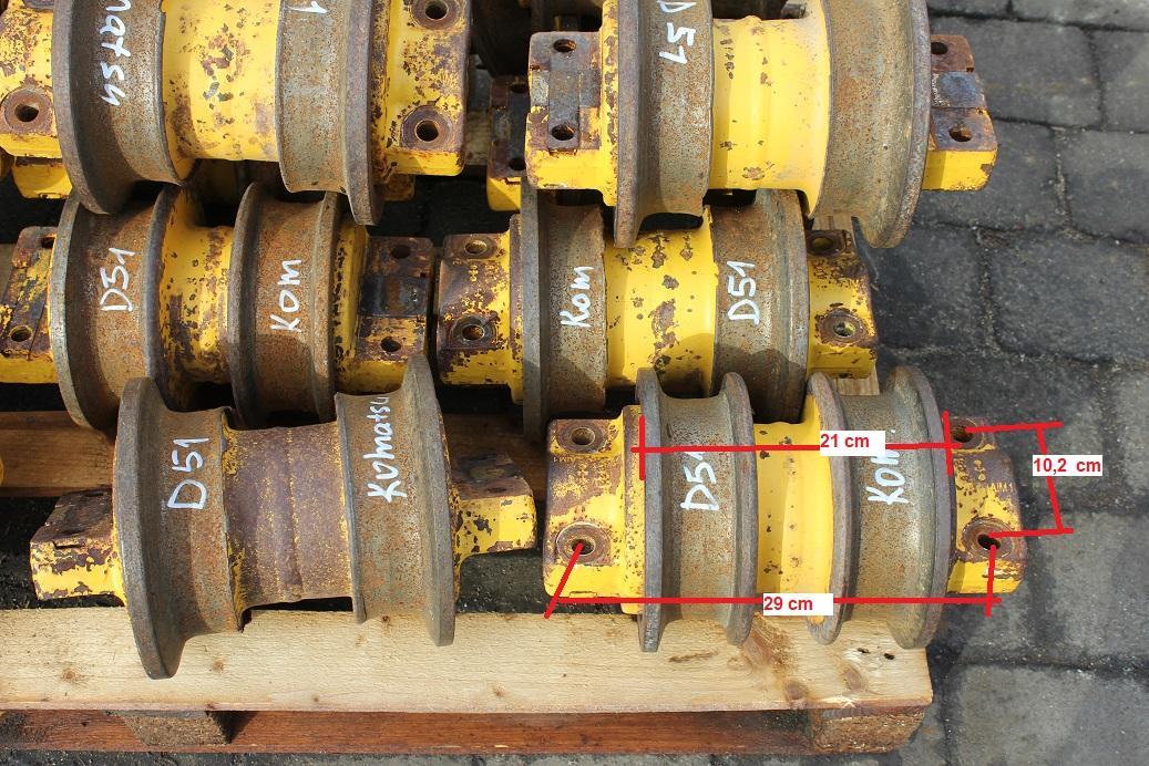 Komatsu D 51 PX - Galet à chenilles pour Engins de chantier: photos 2 Komatsu D 51 PX - Galet à chenilles pour Engins de chantier: photos 2