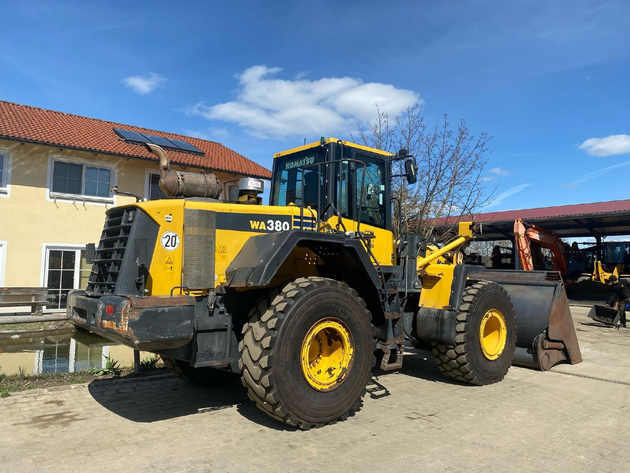 Chargeuse sur pneus Komatsu WA 380: photos 9