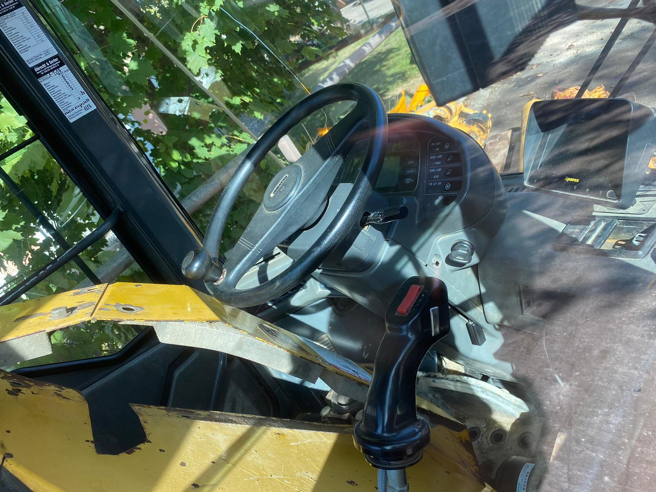 Komatsu WA 380 - Cabine pour Engins de chantier: photos 5 Komatsu WA 380 - Cabine pour Engins de chantier: photos 5