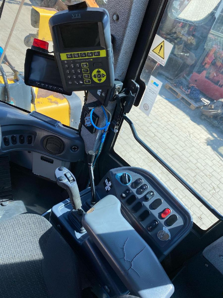 Chargeuse sur pneus Komatsu WA 380: photos 16