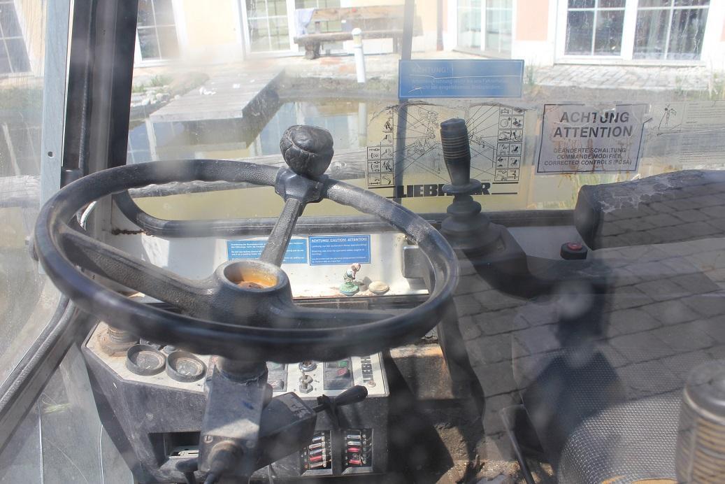 Liebherr A 900 B - Cabine pour Engins de chantier: photos 4 Liebherr A 900 B - Cabine pour Engins de chantier: photos 4