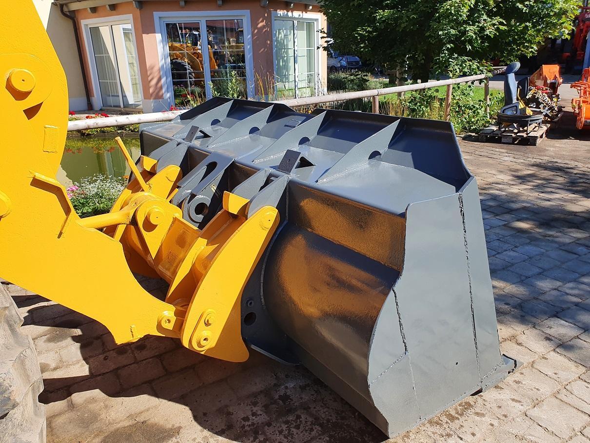 Chargeuse sur pneus Liebherr L 521: photos 14 Chargeuse sur pneus Liebherr L 521: photos 14