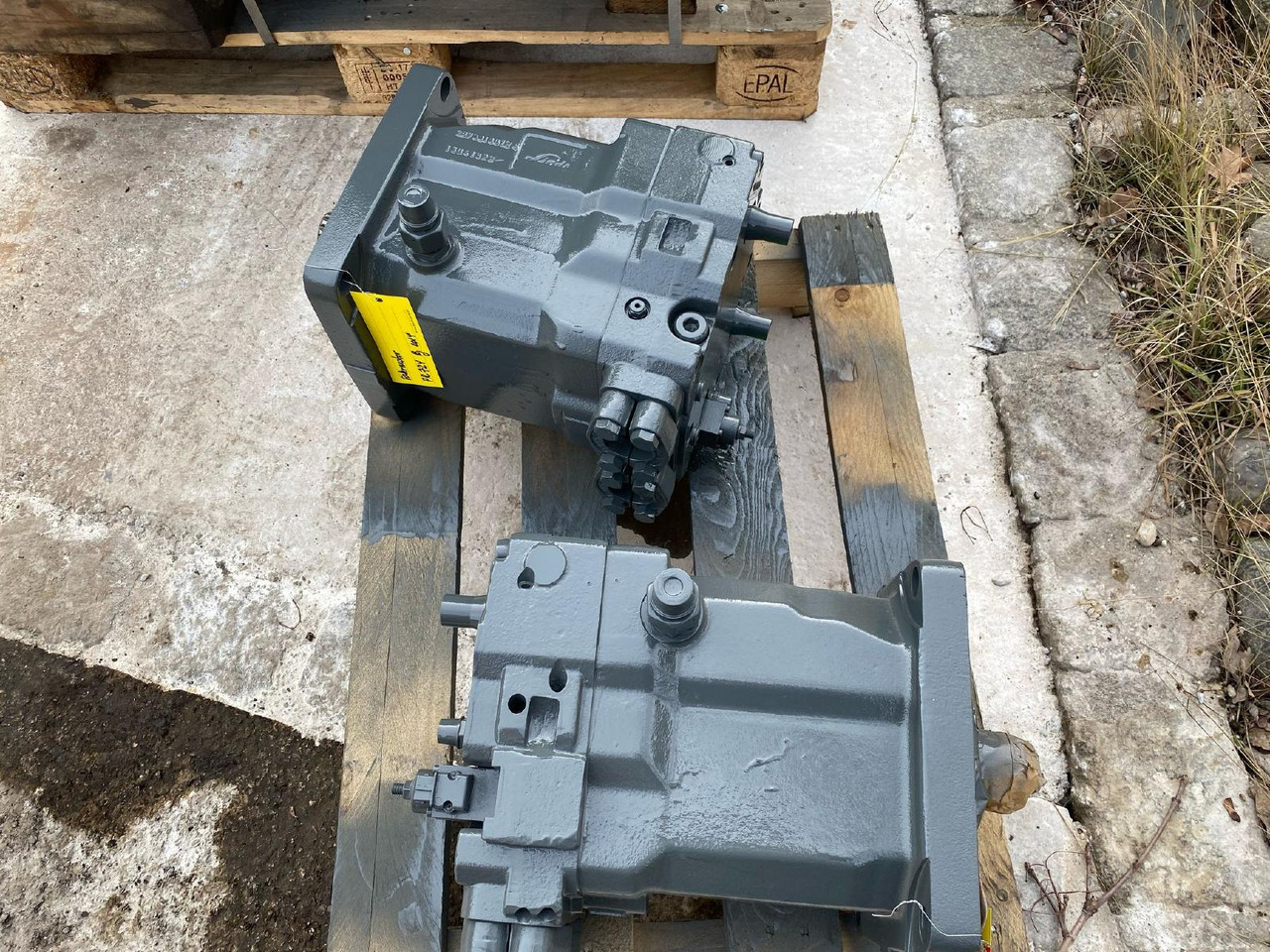 Liebherr Linde HMV 210 aus PR 724 - Moteur de translation pour Engins de chantier: photos 5 Liebherr Linde HMV 210 aus PR 724 - Moteur de translation pour Engins de chantier: photos 5