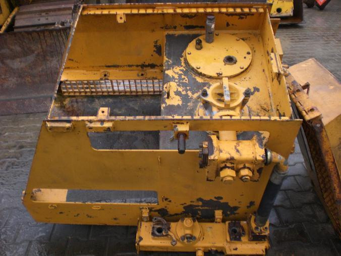 Liebherr R 912 LC - Réservoir hydraulique pour Engins de chantier: photos 1 Liebherr R 912 LC - Réservoir hydraulique pour Engins de chantier: photos 1