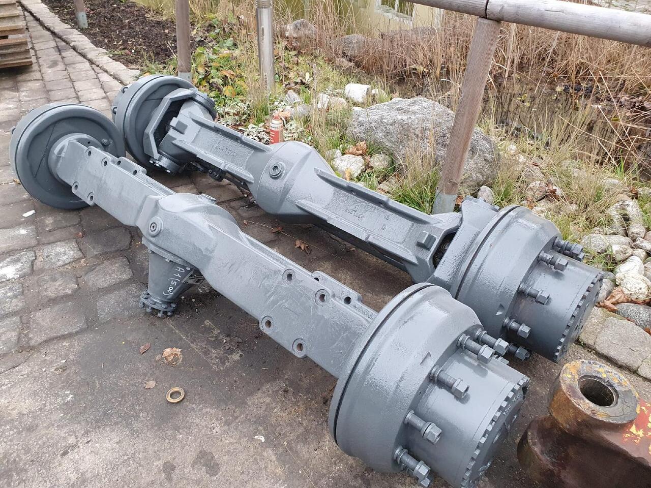 Liebherr ZF aus LH A902 - Essieu et pièces pour Engins de chantier: photos 4 Liebherr ZF aus LH A902 - Essieu et pièces pour Engins de chantier: photos 4