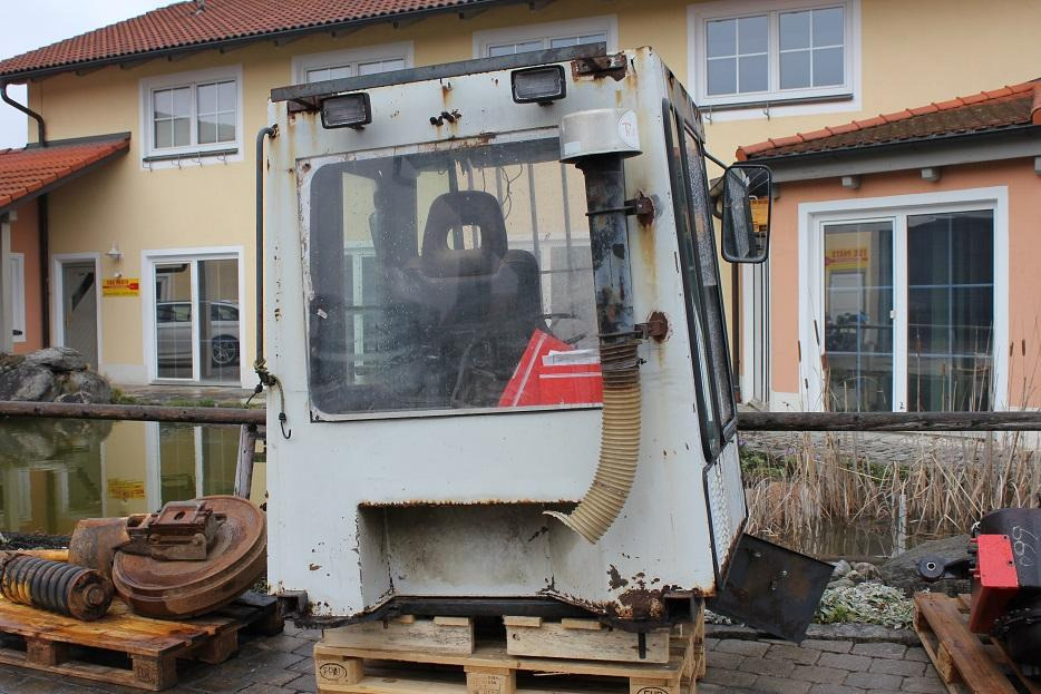 O&K L20 - Cabine pour Engins de chantier: photos 4 O&K L20 - Cabine pour Engins de chantier: photos 4