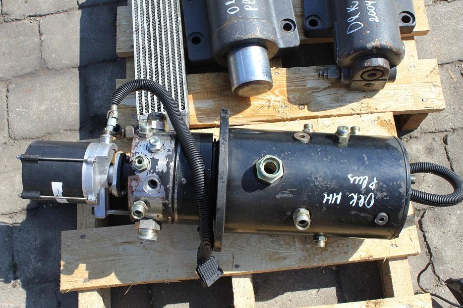 O&K MH plus / New Holland - Hydraulique pour Pelle sur pneus: photos 2 O&K MH plus / New Holland - Hydraulique pour Pelle sur pneus: photos 2