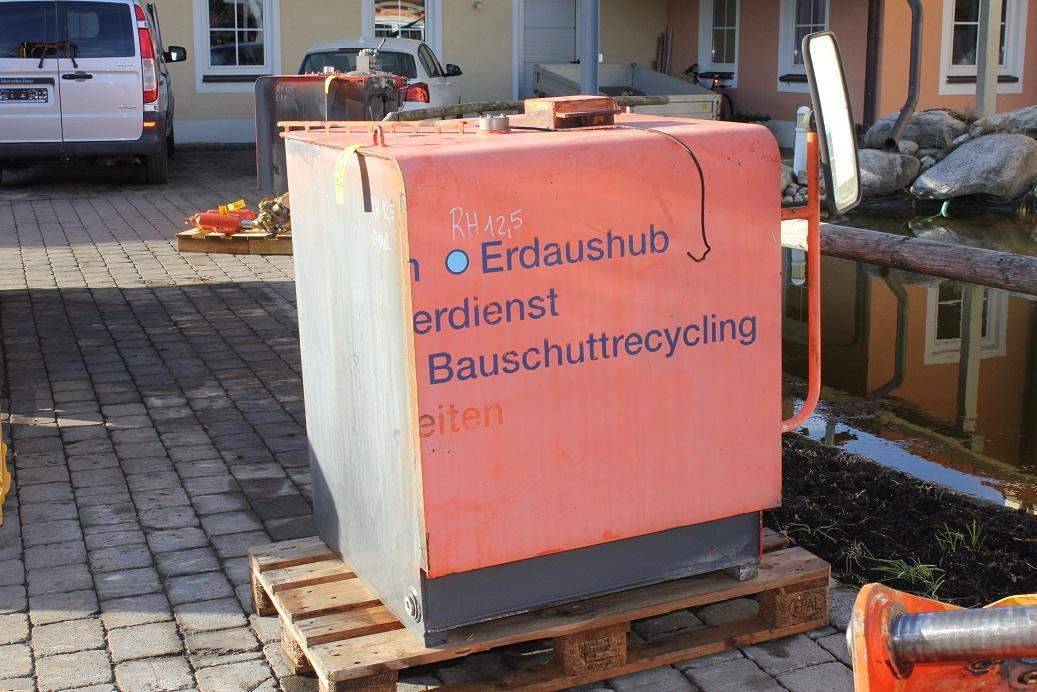 O&K RH 12,5 - Réservoir hydraulique pour Pelle sur chenille: photos 5 O&K RH 12,5 - Réservoir hydraulique pour Pelle sur chenille: photos 5