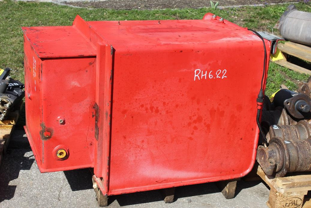 O&K RH 6.22 - Réservoir hydraulique pour Engins de chantier: photos 3 O&K RH 6.22 - Réservoir hydraulique pour Engins de chantier: photos 3