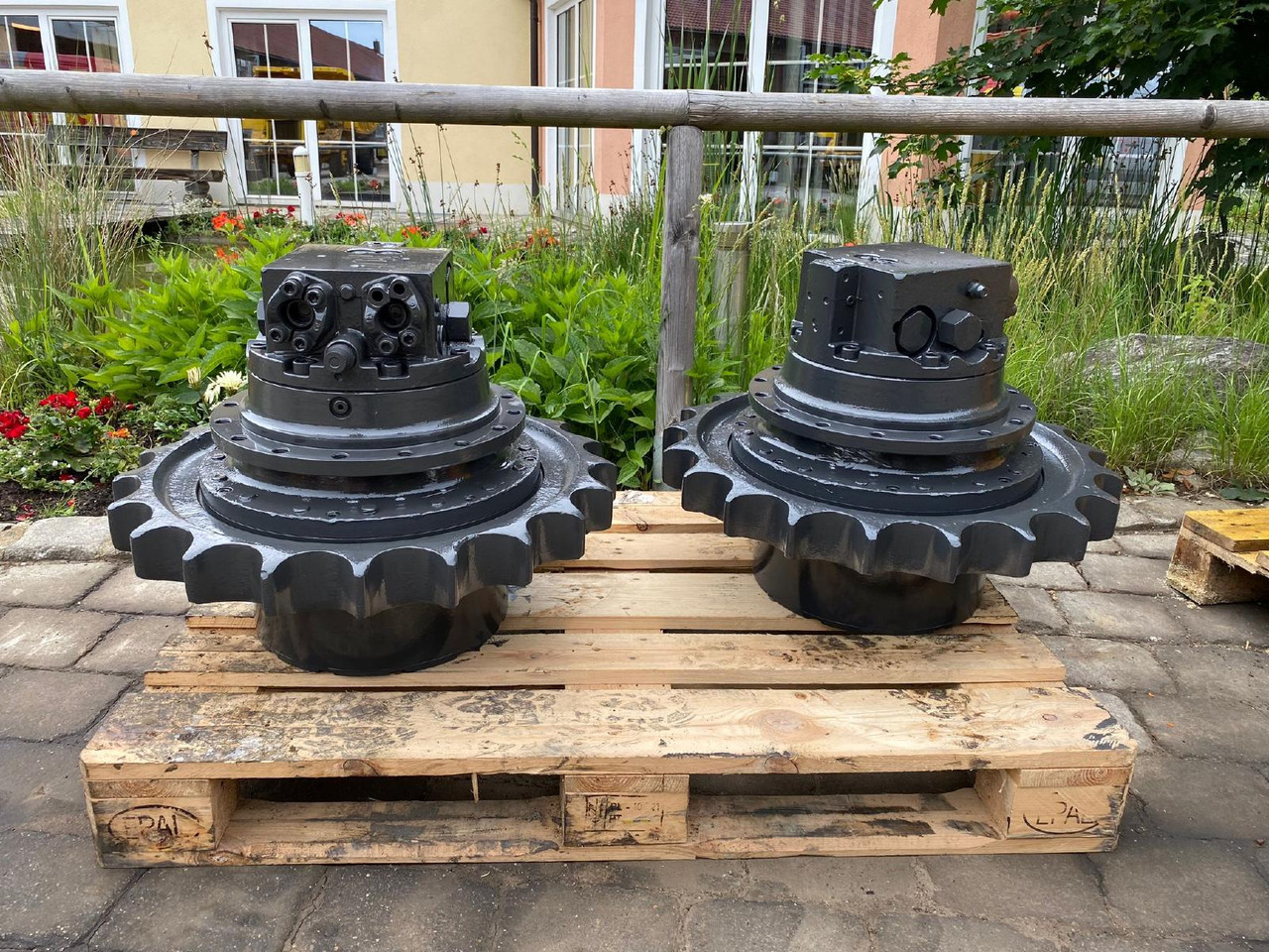 Terex TC 240 LC - Moteur de translation pour Engins de chantier: photos 5 Terex TC 240 LC - Moteur de translation pour Engins de chantier: photos 5