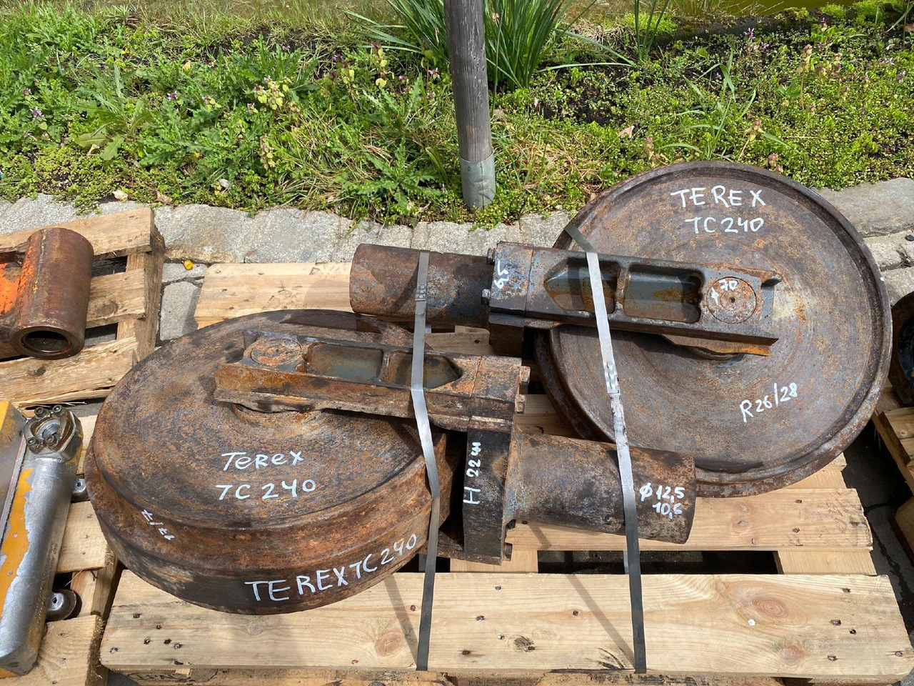 Terex TC 240 LC - Transmission pour Pelle sur chenille: photos 2 Terex TC 240 LC - Transmission pour Pelle sur chenille: photos 2