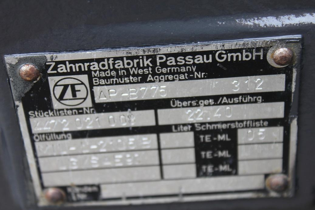 Zeppelin ZF AP B775, APL B 775 aus ZM 19 - Essieu et pièces pour Engins de chantier: photos 5 Zeppelin ZF AP B775, APL B 775 aus ZM 19 - Essieu et pièces pour Engins de chantier: photos 5