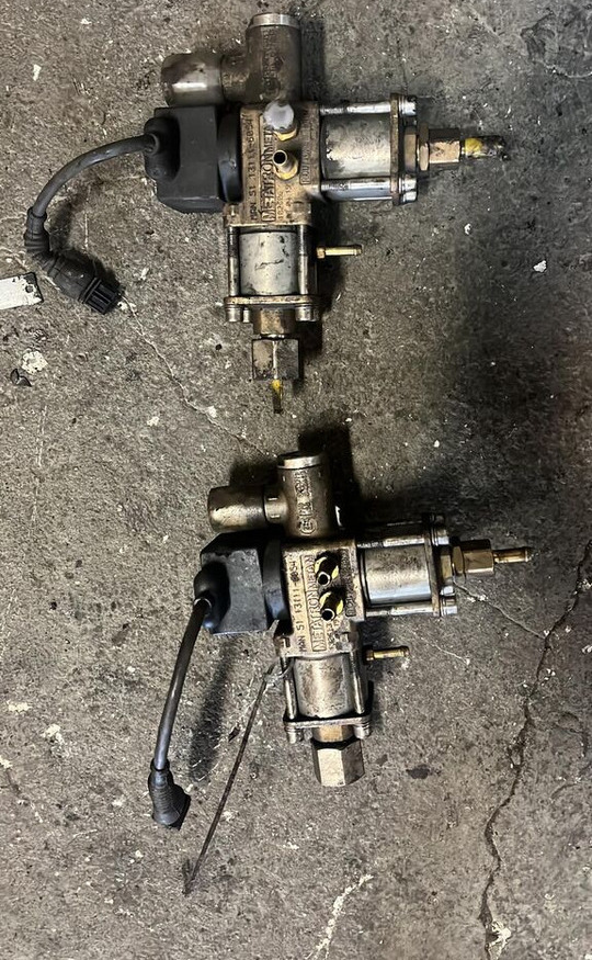 MAN 5113111-6054 MAN truck - Valve pour Camion: photos 1 MAN 5113111-6054 MAN truck - Valve pour Camion: photos 1