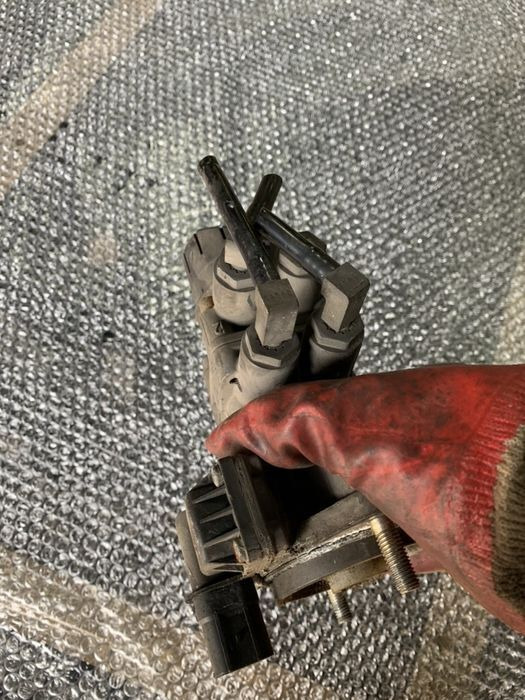 MAN zawór główny hamulcowy oryginał hurt K000926 MAN TGA K000926 - Cylindre de frein pour Camion: photos 5 MAN zawór główny hamulcowy oryginał hurt K000926 MAN TGA K000926 - Cylindre de frein pour Camion: photos 5