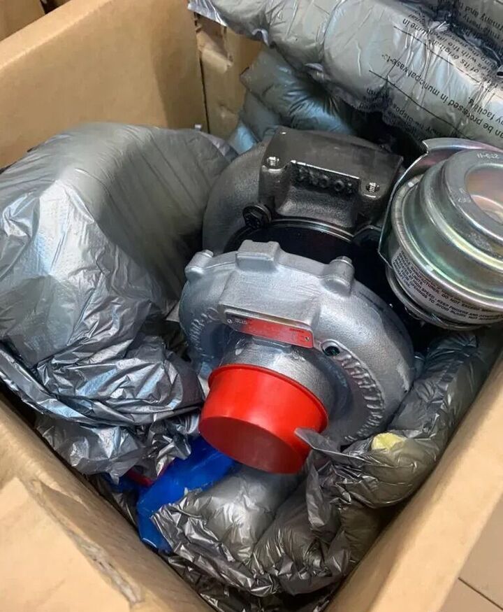 Nowa Turbosprężarka 454135-5009S GARRETT AUDI A4 454135-5009S for Audi car - Turbocompresseur pour Voiture: photos 4 Nowa Turbosprężarka 454135-5009S GARRETT AUDI A4 454135-5009S for Audi car - Turbocompresseur pour Voiture: photos 4