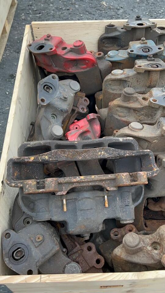 Scania SN7 XPI HPI R SN7206 / SN7264 Scania - Étrier de frein pour Camion: photos 1 Scania SN7 XPI HPI R SN7206 / SN7264 Scania - Étrier de frein pour Camion: photos 1