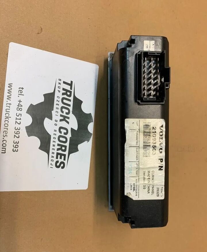 Scania Sterownik Klimatyzacji KT010 VOLVO P/N 21093503   Scania truck - Panel de instrumentos pour Camion: photos 2 Scania Sterownik Klimatyzacji KT010 VOLVO P/N 21093503   Scania truck - Panel de instrumentos pour Camion: photos 2