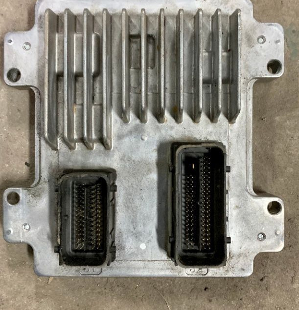 Silnika 12679198 for Opel Meriva B II 1.4 16V automobile - Bloc de gestion pour Voiture: photos 1 Silnika 12679198 for Opel Meriva B II 1.4 16V automobile - Bloc de gestion pour Voiture: photos 1