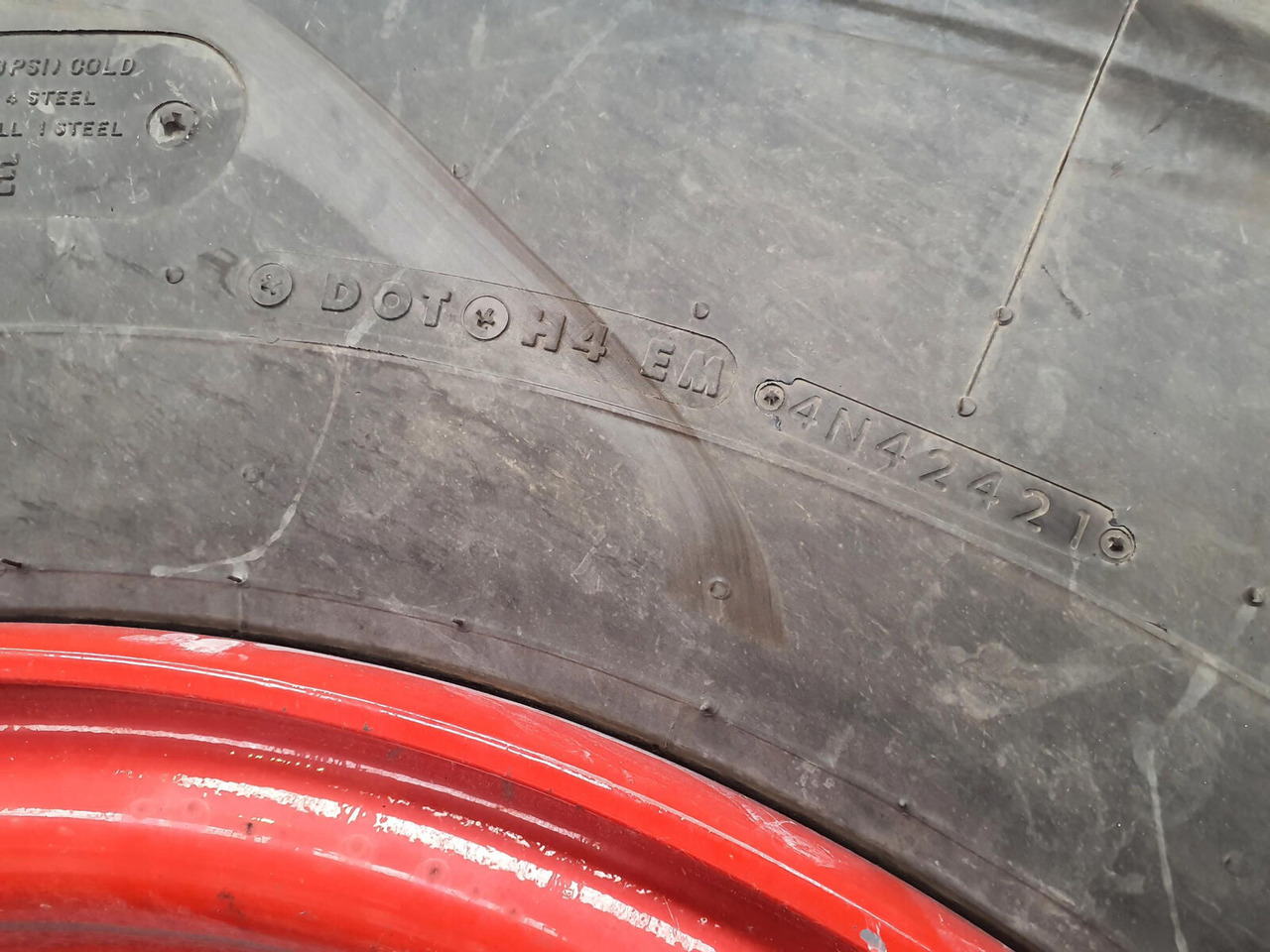 Bridgestone Wheel 445/95R25 10 12 1p - Roue complète pour Grue: photos 3 Bridgestone Wheel 445/95R25 10 12 1p - Roue complète pour Grue: photos 3