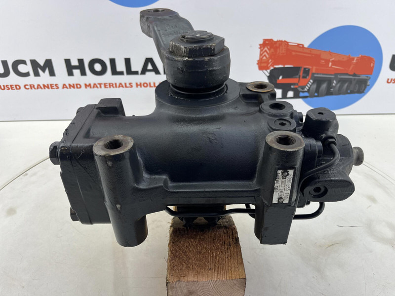 Compact truck CT2 steering box - Boîtier de direction pour Grue: photos 2 Compact truck CT2 steering box - Boîtier de direction pour Grue: photos 2