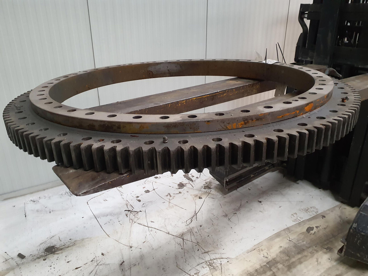 FAUN ATF 30-2 slew ring - Couronne d'orientation pour Grue mobile: photos 4 FAUN ATF 30-2 slew ring - Couronne d'orientation pour Grue mobile: photos 4