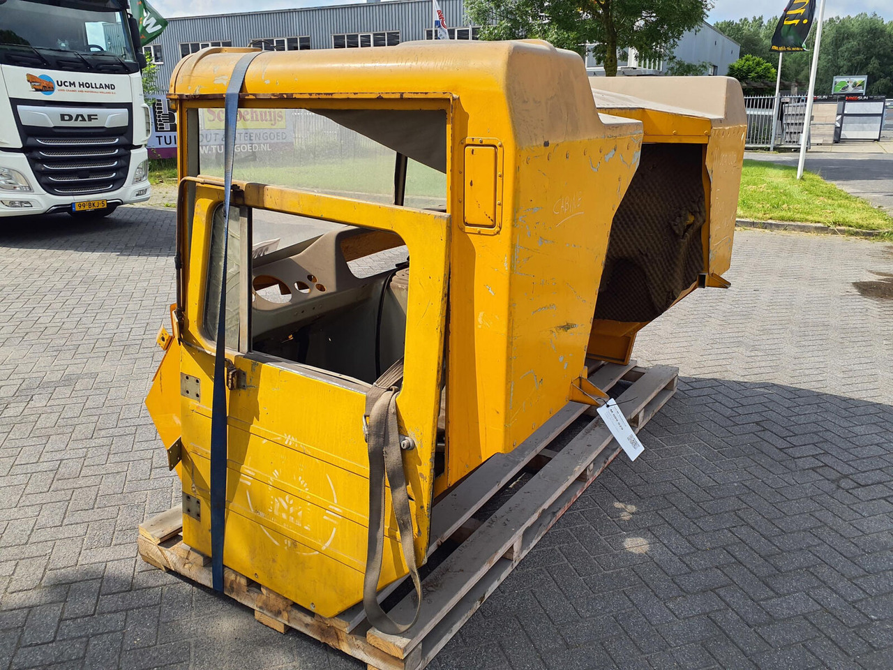 FAUN KF lower cabin - Cabine pour Grue mobile: photos 4 FAUN KF lower cabin - Cabine pour Grue mobile: photos 4