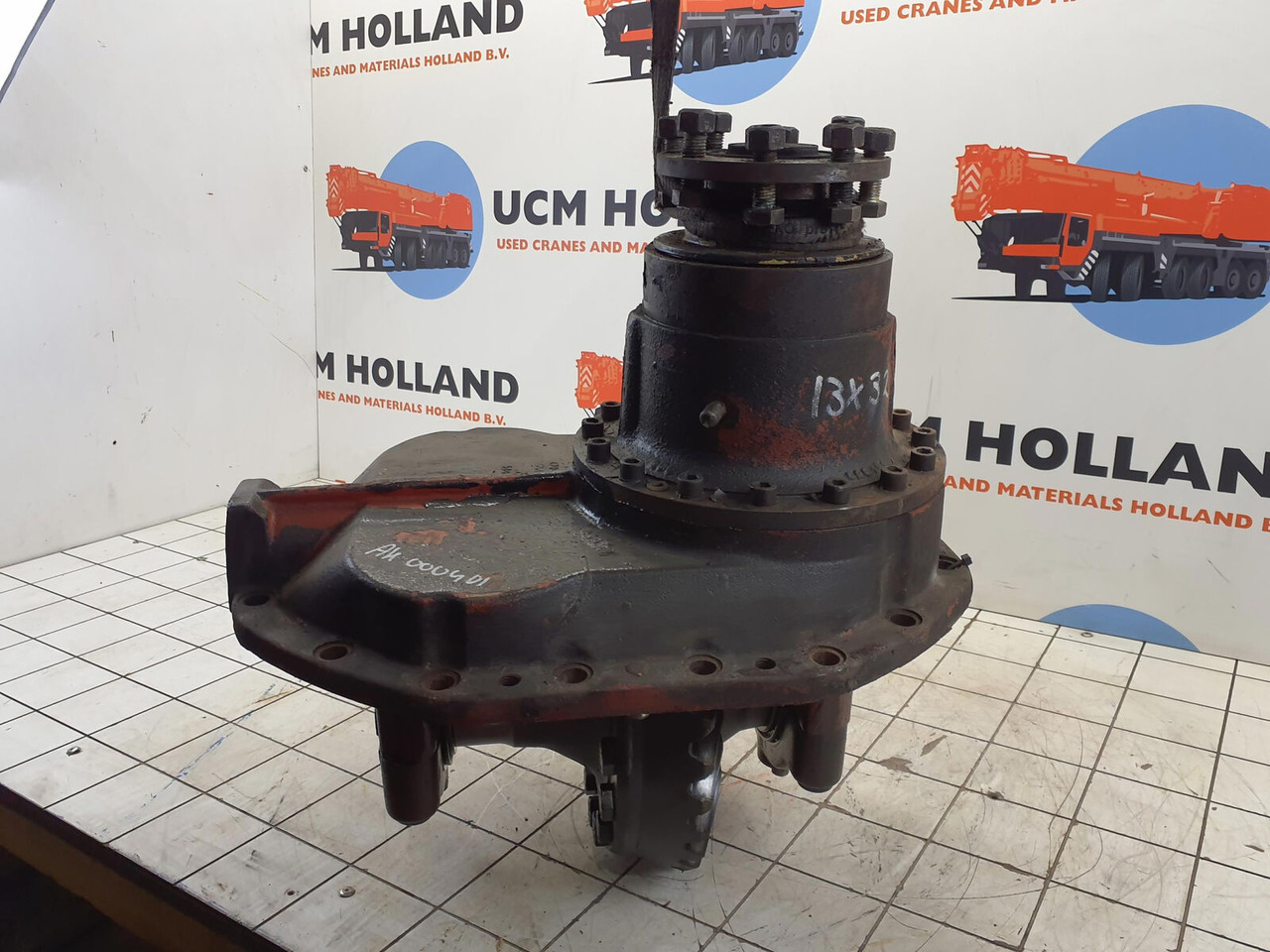 FAUN RTF 40 end differential axle 1 13x32 - Différentiel pour Grue mobile: photos 3 FAUN RTF 40 end differential axle 1 13x32 - Différentiel pour Grue mobile: photos 3