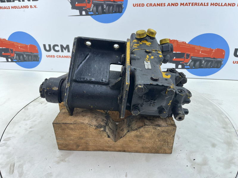 Faun HK 40 steering box - Colonne de direction pour Grue: photos 5 Faun HK 40 steering box - Colonne de direction pour Grue: photos 5