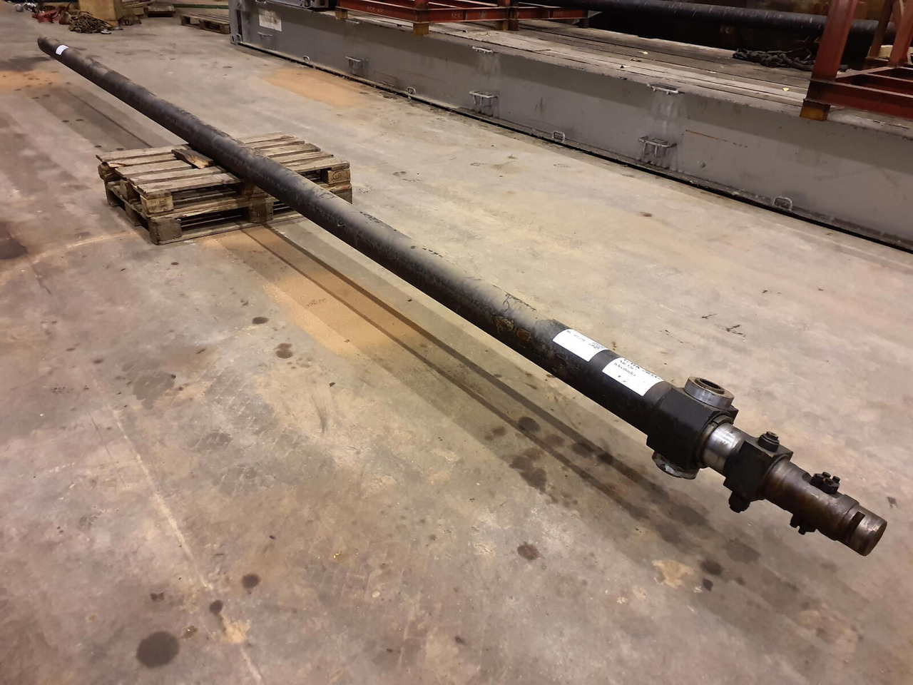 Grove GMK 2035 Telescopic cylinder - Vérin hydraulique pour Grue mobile: photos 1 Grove GMK 2035 Telescopic cylinder - Vérin hydraulique pour Grue mobile: photos 1
