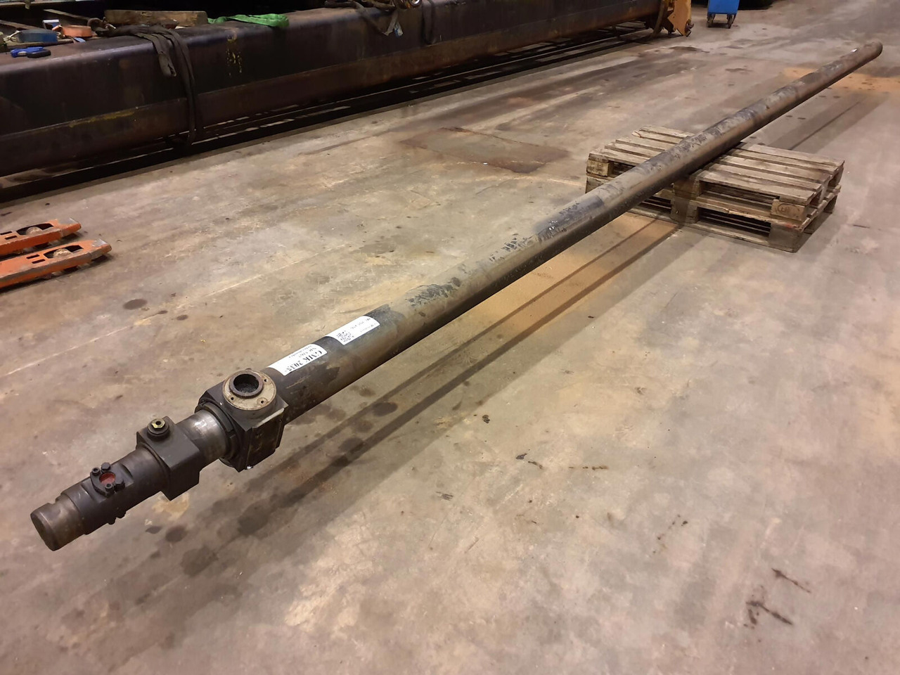 Grove GMK 2035 Telescopic cylinder - Vérin hydraulique pour Grue mobile: photos 2 Grove GMK 2035 Telescopic cylinder - Vérin hydraulique pour Grue mobile: photos 2